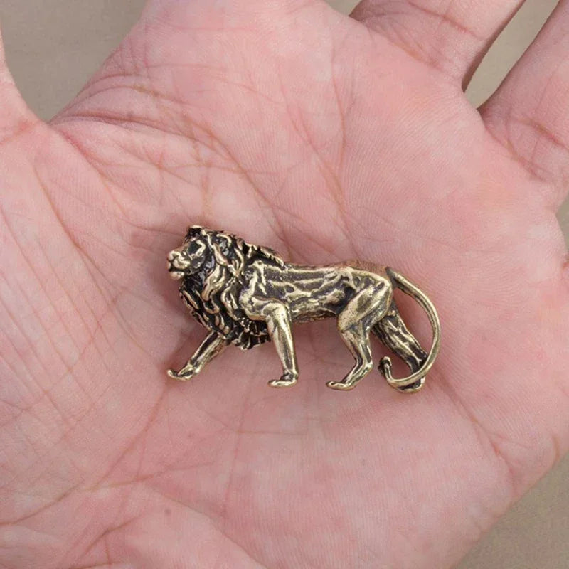 Antique Bronze Lion Statue Small Ornaments Solid Copper Mountain Lions Miniature Figures Brass Sculpture Crafts Decor